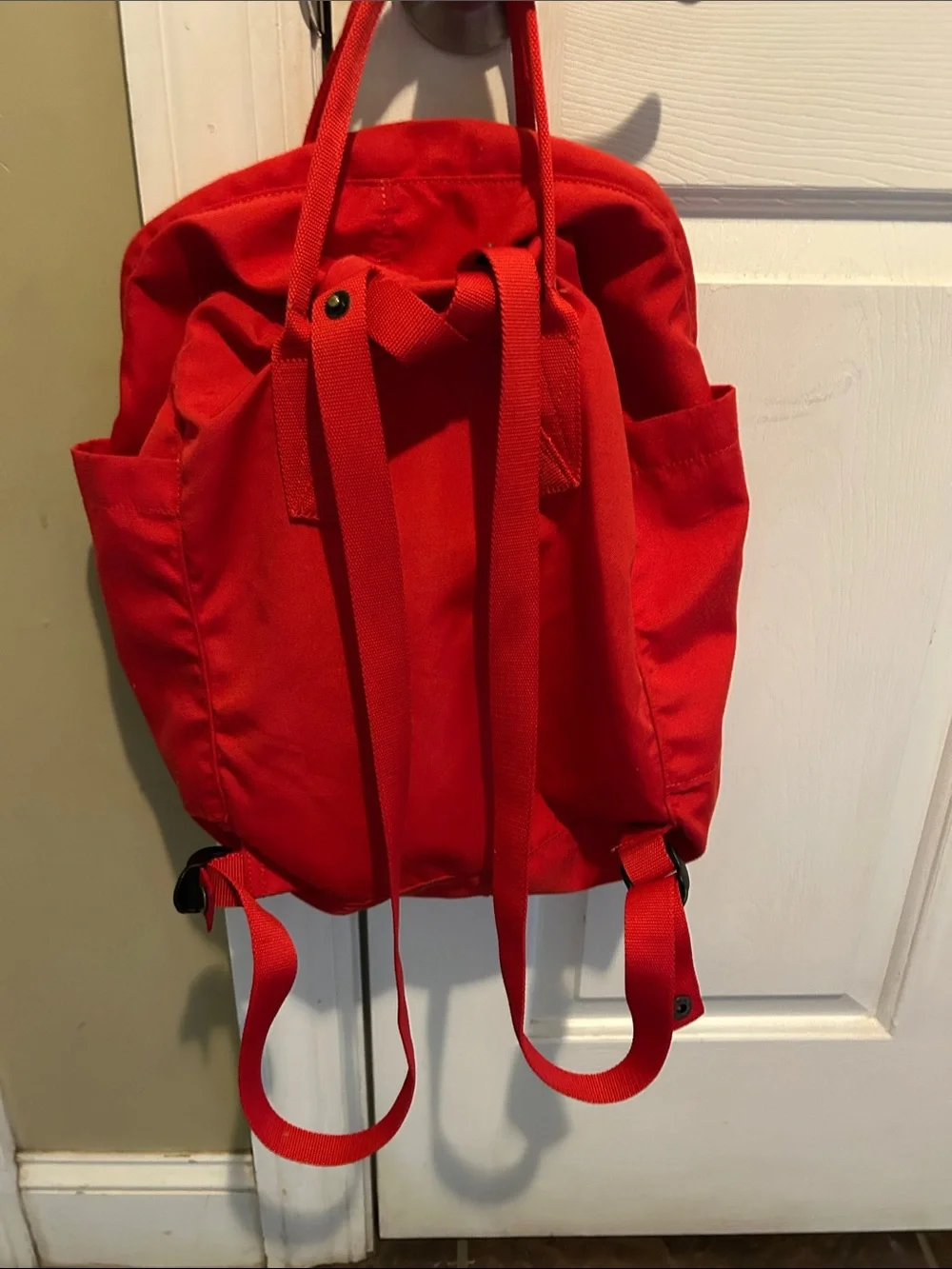 Fjallraven Kånken Backpack in Red